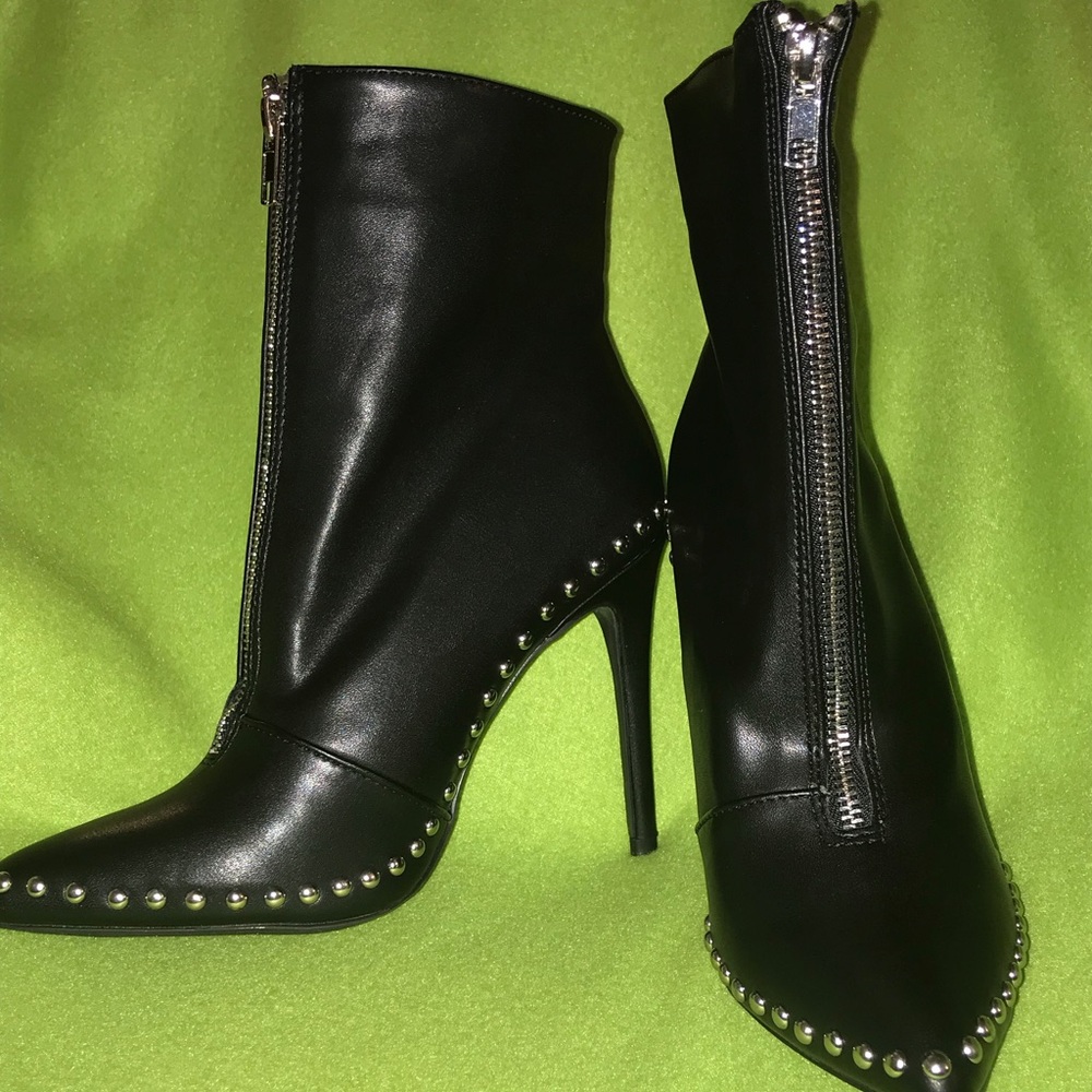 Cute Black Booties